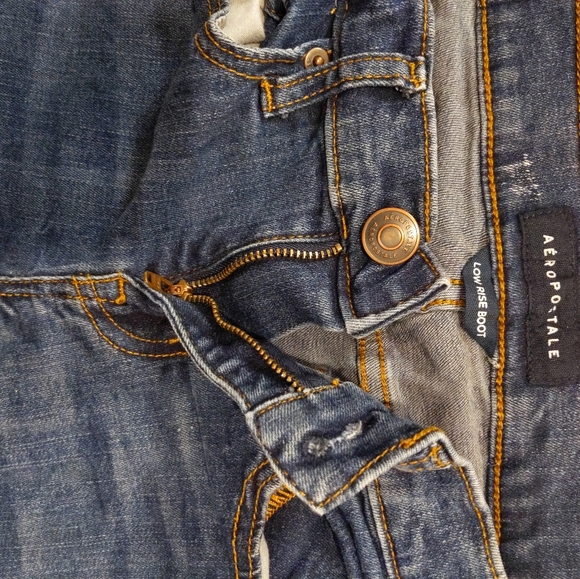 Aero Size 4 Long Low Rise Bootcut Jeans - Picture 3 of 7